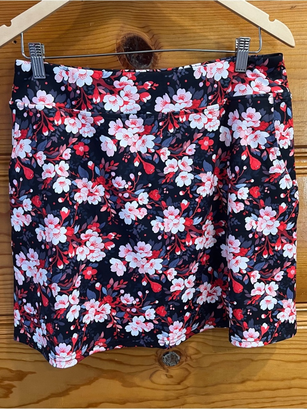 Oyamiki Floral Lightweight Skort in Black with Red & Pink Blossoms Tennis Golf